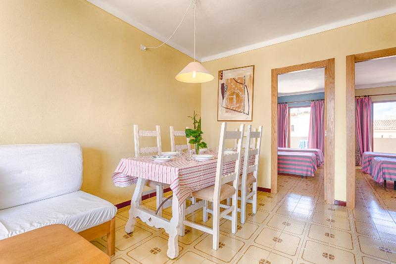 Apartamentos Estanques Colonia de Sant Jordi Exterior photo